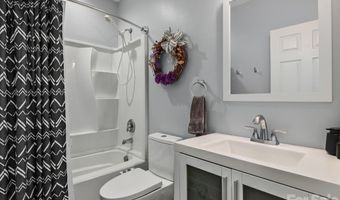 63 Beverly Rd W, Asheville, NC 28806