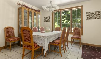 1532 34th St, Allegan, MI 49010