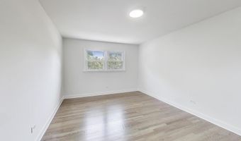 6 S Donald Ave, Arlington Heights, IL 60004