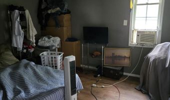 315 Vanderwell Ave, Bayville, NJ 08721