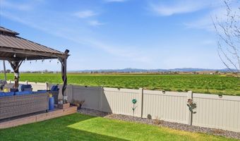 715 Apex Trl, Ault, CO 80610