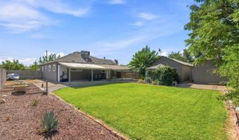 10840 Cedar St, Armona, CA 93202