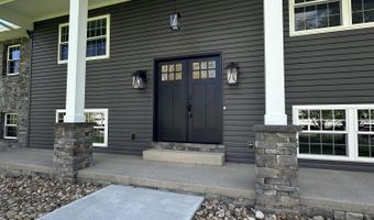 238 Peters Dr, Altoona, PA 16601