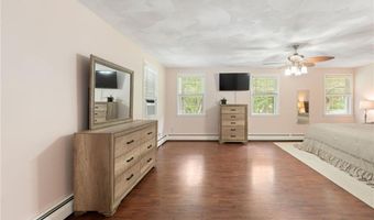 15 Bestwick Trl, Coventry, RI 02816