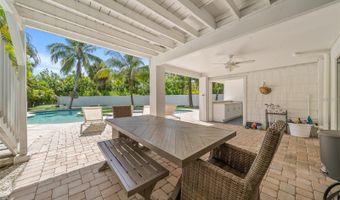 238 GLADIOLUS St, Anna Maria, FL 34216