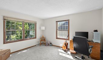 8906 138th Street Ct, Apple Valley, MN 55124