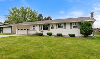 55 Villa Hgts Ct, Algoma, WI 54201