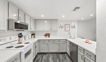 1111 W SUMMIT Pl 62, Chandler, AZ 85224