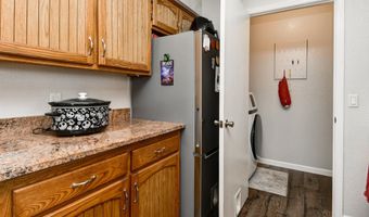1004 Baretta Ct, Aurora, MO 65605