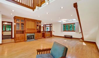 2410 State Ave, Ames, IA 50014