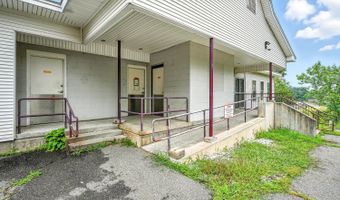 10 Pethaven Ln, Augusta, ME 04330