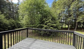 15 Shakespeare Dr, Albrightsville, PA 18210