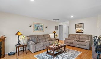 5 Leighas Ln, Coventry, RI 02816