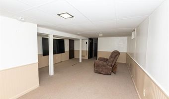 7252 LUANA Ave, Allen Park, MI 48101