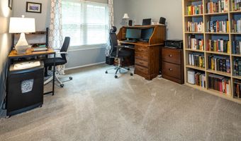 129 Dumbarton Hill Ct, Aberdeen, NJ 07747