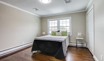 119 East Rd, Belford, NJ 07718