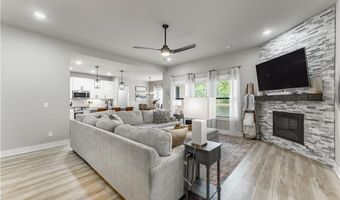 16 Hawthorn Ln, Bella Vista, AR 72715