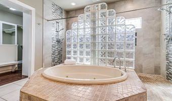 113 Bay Ct, Aransas Pass, TX 78382