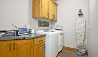 8436 E Snowy Ln, Athol, ID 83801