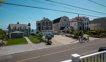 10 Groveway 10, Clinton, CT 06413