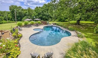 948 Oak Crest N/A, Baxter Springs, KS 66713