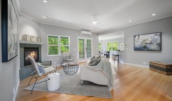 1865 Kalia Way, Haiku, HI 96708