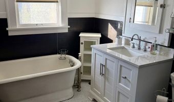 9 Ridge Rd, Atlantic, IA 50022