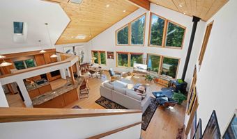 88600 TROUT POND Ln, Bandon, OR 97411