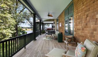 17 Pojac Point Rd, North Kingstown, RI 02852