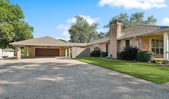 168 Sarah Victoria Dr, Belle Chasse, LA 70037