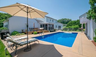 35 Jennie Cir, Agawam, MA 01001