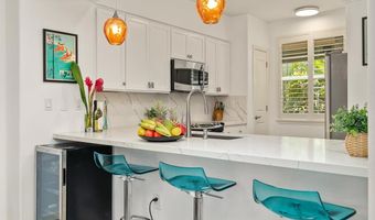 10 Upena Ln D-102, Kihei, HI 96753