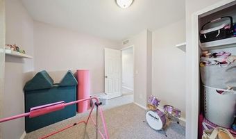583 Market St, Algonac, MI 48001