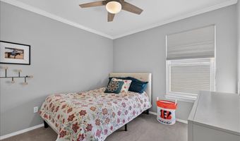 918 Claybend Dr, Ballwin, MO 63011