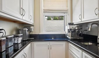 20 SHAW St, Annapolis, MD 21401