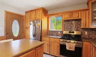 16431 Oak Hill Dr, Argentine, MI 48430