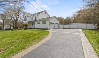 1469 Allegheny Dr, Blakeslee, PA 18610