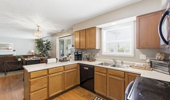 190 Springwood Dr, Avon, IN 46123