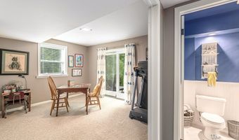 493 Edgeworthe Dr SE, Ada, MI 49301