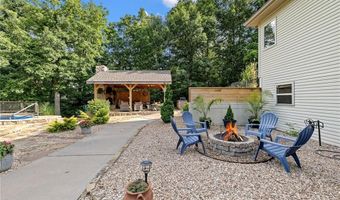 6 Leawood Pl, Bella Vista, AR 72715