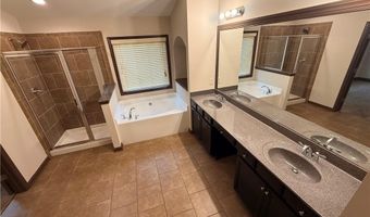 1095 Township Cir, Alpharetta, GA 30004