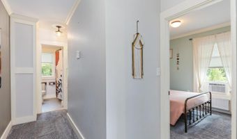 58-60 Frost Pl, Brattleboro, VT 05301