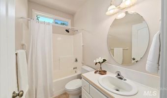 5201 N Stinger St, Boise, ID 83703
