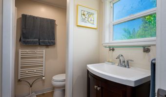 61900 Anker Ln, Bend, OR 97702