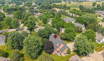 3901 N MILLWOOD Dr, Appleton, WI 54913