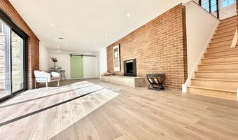 17821 POND Rd, Ashton, MD 20861
