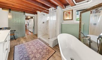 88 Lakeside Dr, Alloway, NJ 07461