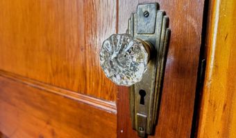 935 Gage St, Bennington, VT 05201