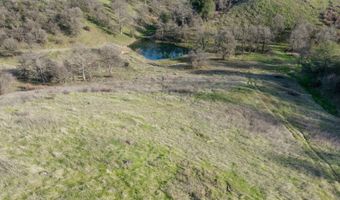 4635 Pleasant Hills Dr, Anderson, CA 96007