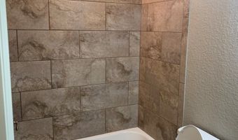 413-415 Hurst St, Angleton, TX 77515